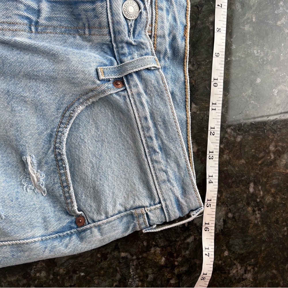 Levi’s 501 Button fly Cut Off Denim Shorts. Classic American. Unique tab style. - Picture 9 of 11